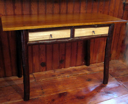 2-twig-desk-table